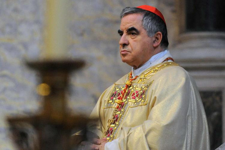 Il cardinale Angelo Becciu - Fotogramma