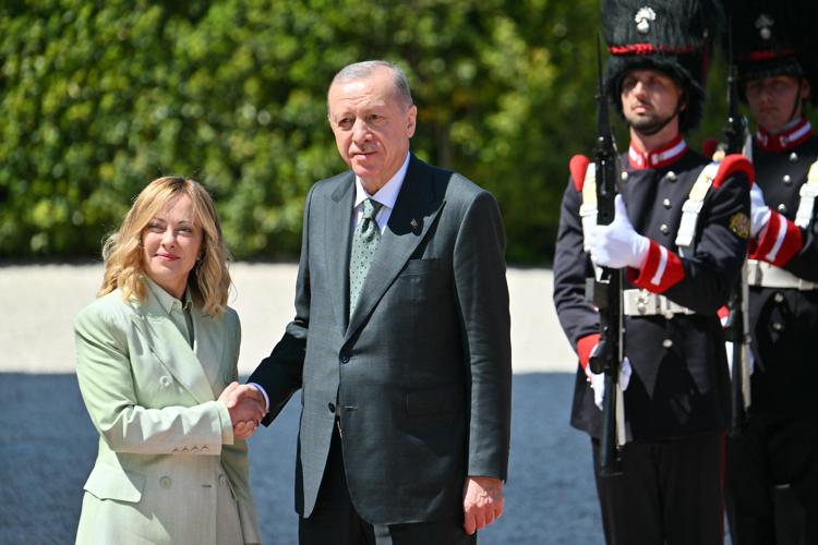 Giorgia Meloni e Recep Tayyip Erdoğan   - Afp