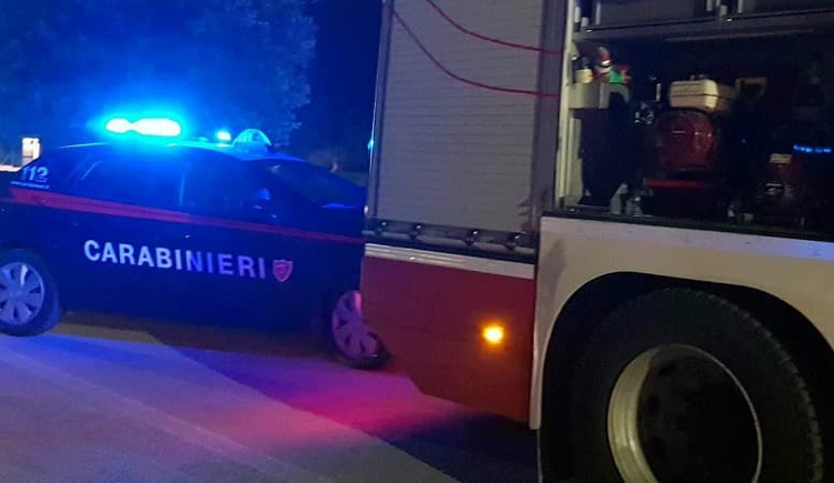 Incidenti, auto contro muro vicino Roma: un morto