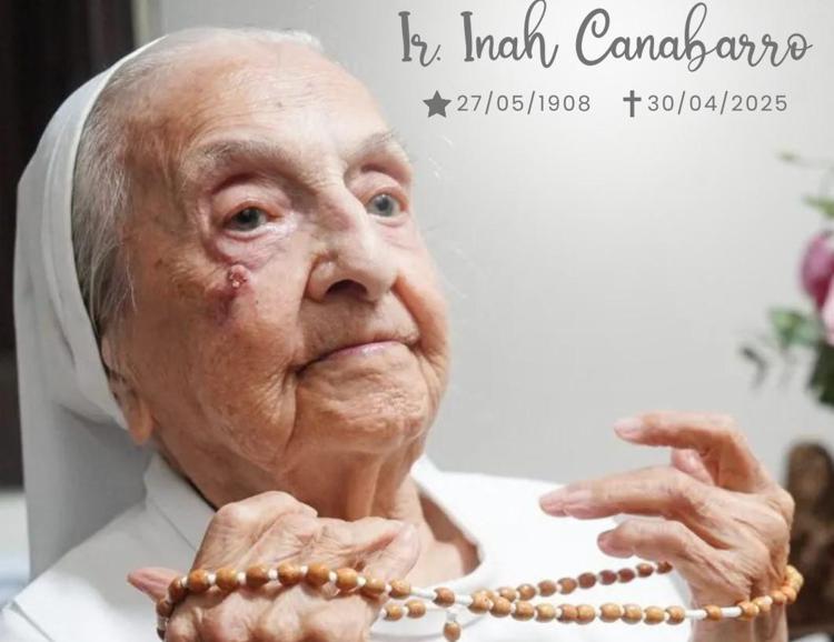 Suor Inah - Fb / Colégio Santa Teresa de Jesus - Rio de Janeiro