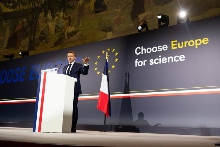 Il presidente francese Emmanuel Macron (Afp)