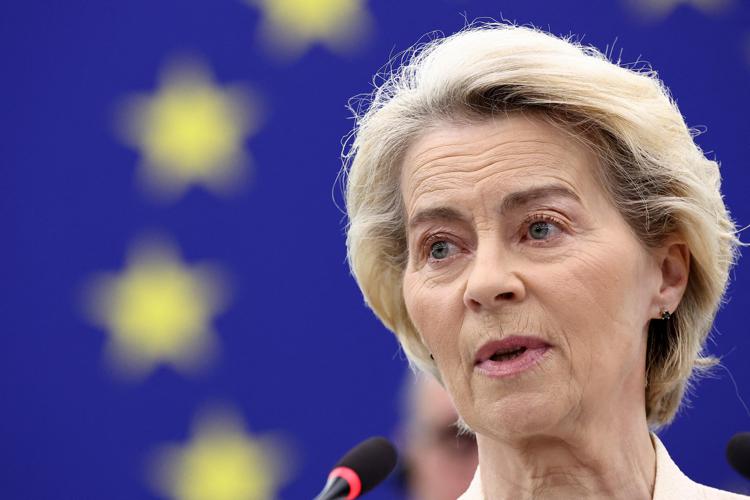 Von der Leyen (Afp)