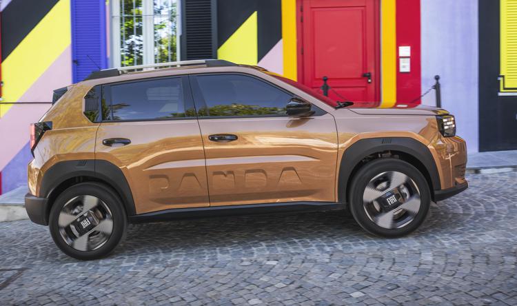 Arriva la Fiat Grande Panda ibrida, presentato anche progetto 4x4