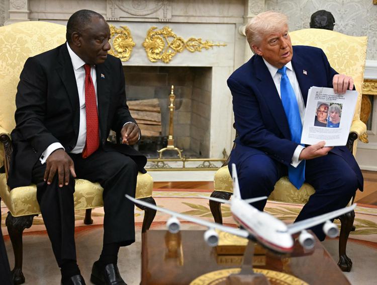 Trump e Ramaphosa nello Studio Ovale - Afp