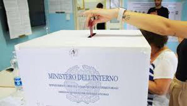 Referendum, l'appello di professori, intellettuali e scrittori: 