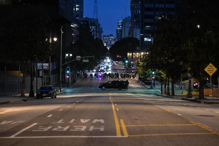 Polizia a Los Angeles (Afp)