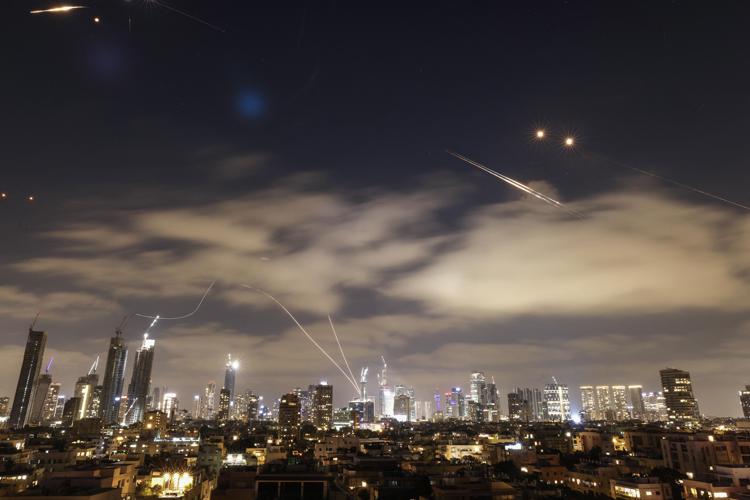 Missili su Tel Aviv