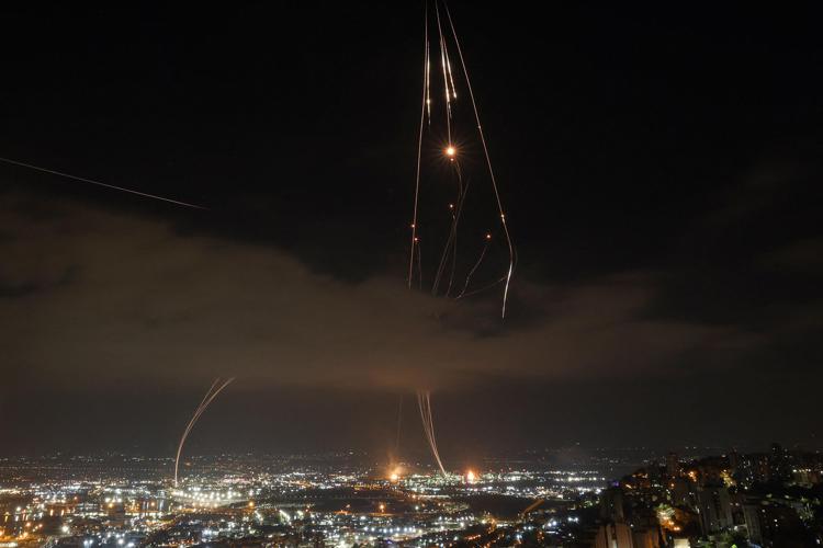 Missili iraniani su Israele - Afp
