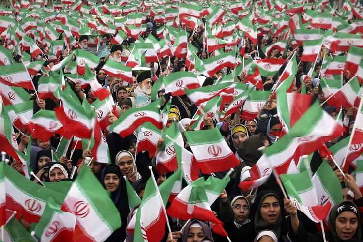 Bandiere Iran - FOTOGRAMMA