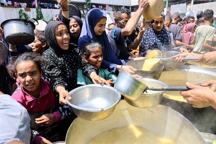 Sfollati a Gaza - (Afp)