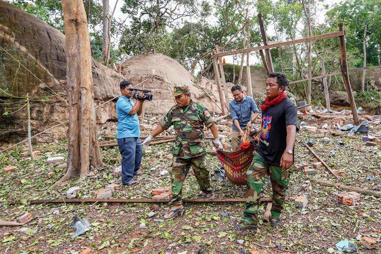 Una vittima in Cambogia dopo l'escalation militare con la Thailandia - Afp