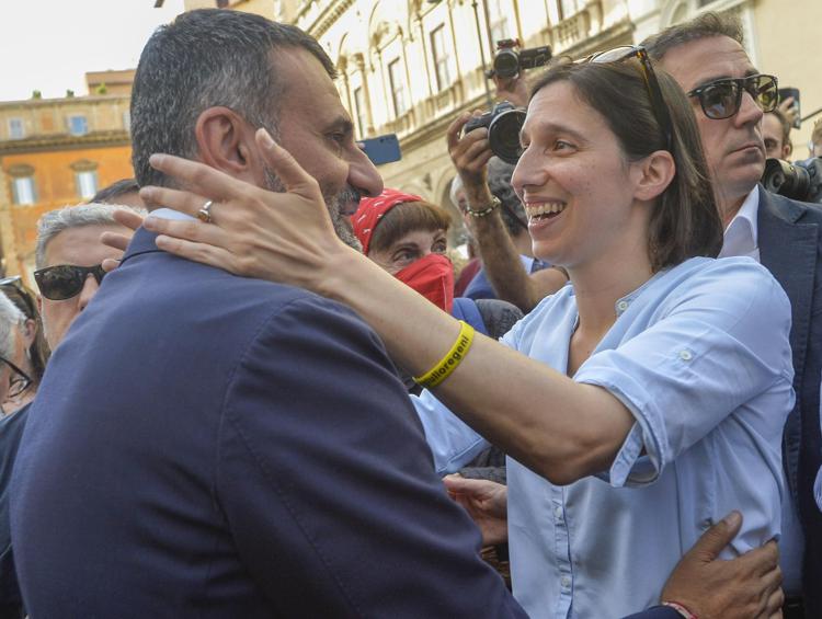 Antonio Decaro ed Elly Schlein - (IPa)