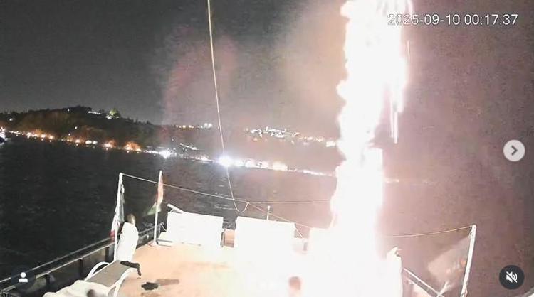 Il momento dell'attacco alla nave Alma