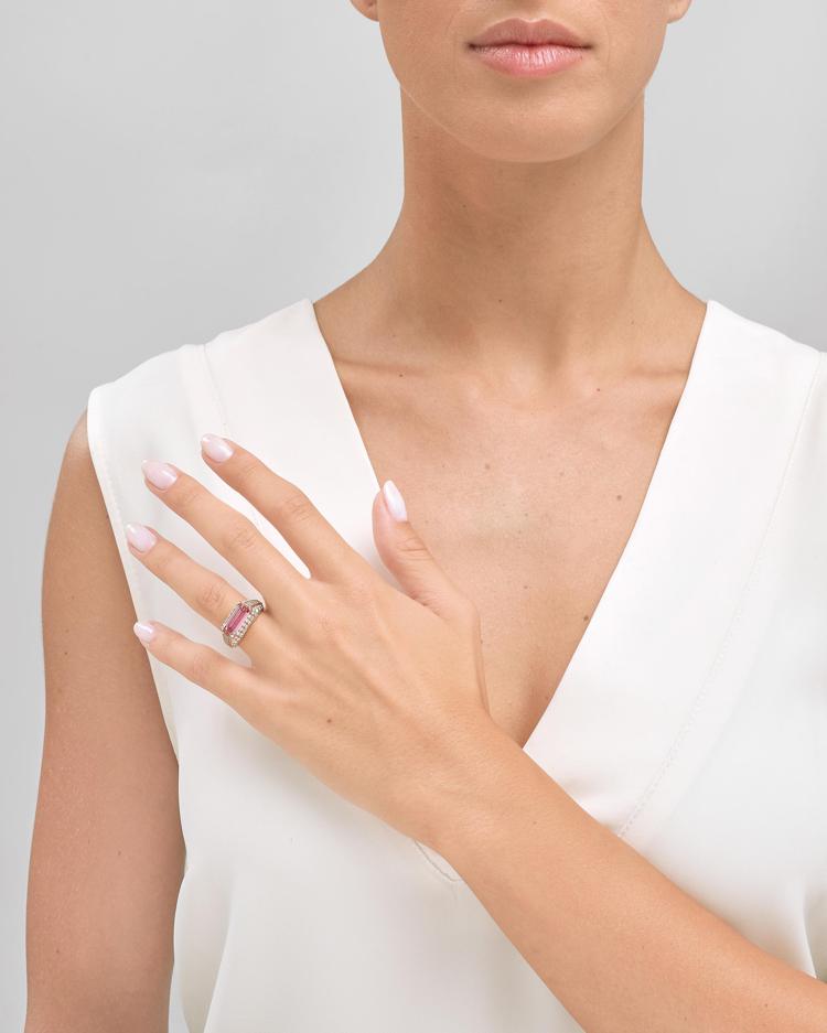 All'asta anello di Bulgari con diamante rosa di oltre 3 carati