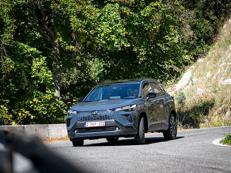 Nuova Toyota Corolla Cross: design evoluto e versione GR SPORT