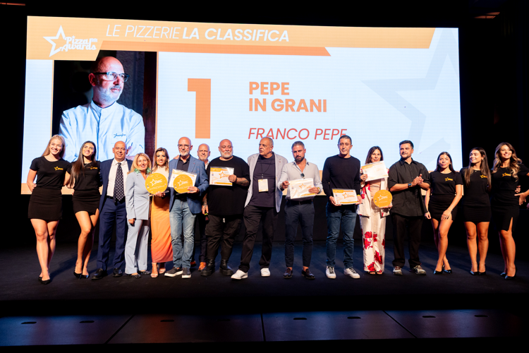 Pizza Awards Italia 2025, è 'Pepe in Grani' di Franco Pepe la 'Miglior Pizzeria d’Italia'