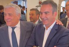 Regionali Calabria, l'abbraccio di Tajani a Occhiuto: