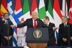 Trump al vertice per la pace
