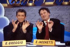 La storica coppia Greggio-Iacchetti in una vecchia edizione di 'Striscia la notizia' - Ipa