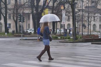 Ultimi temporali poi torna il sole, su anche il termometro: previsioni meteo - Fotogramma /Ipa